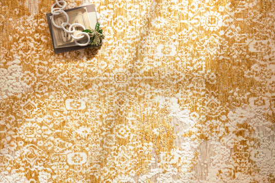 LINDSAY LIS-01 GOLD / ANTIQUE WHITE